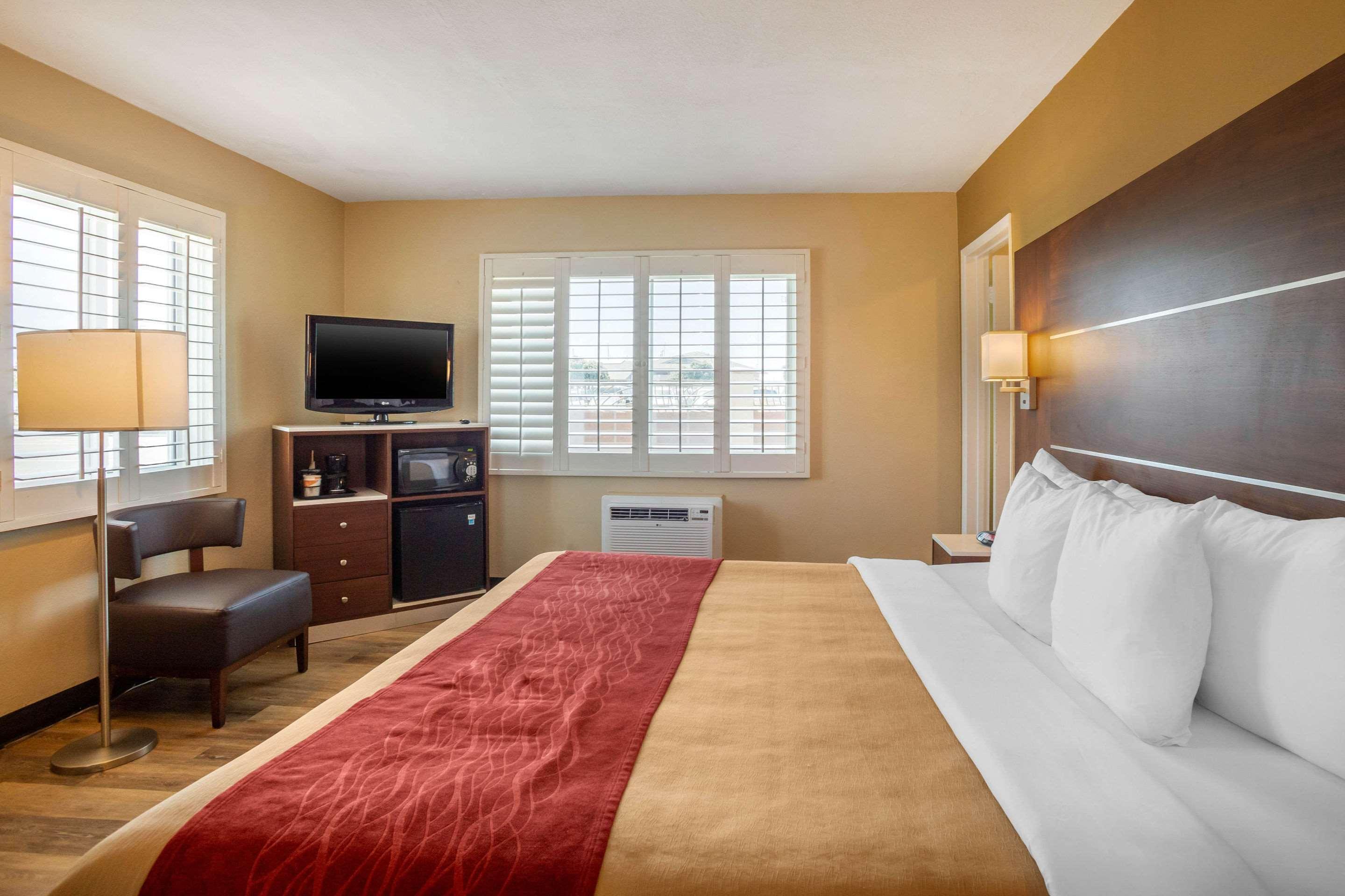 Comfort Inn San Diego Airport At The Harbor Exterior foto