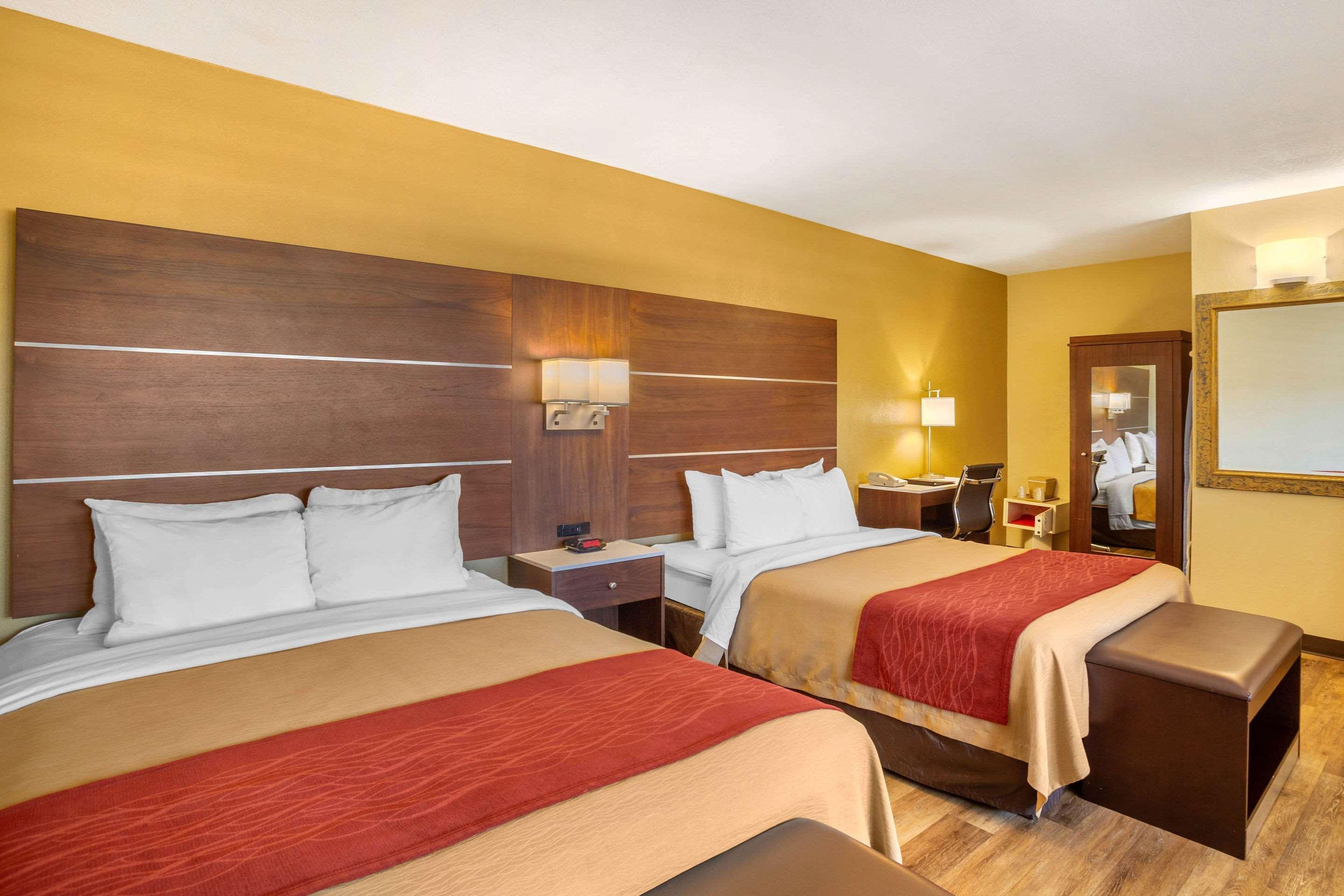 Comfort Inn San Diego Airport At The Harbor Exterior foto