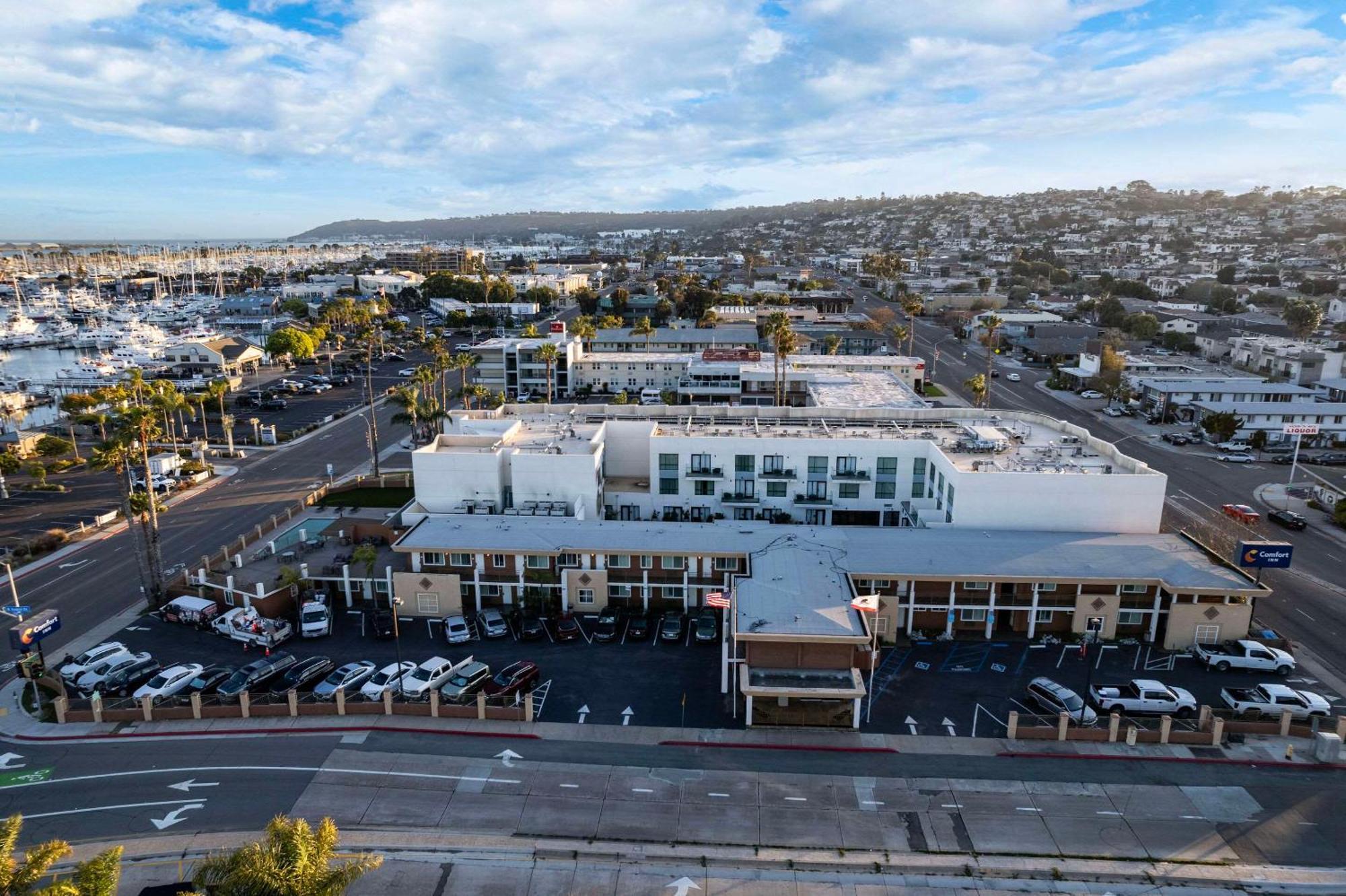 Comfort Inn San Diego Airport At The Harbor Exterior foto